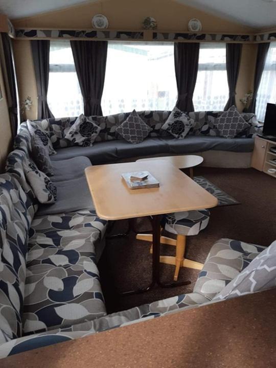 Mv203 3 Bedroom Deluxe Caravan Apartment