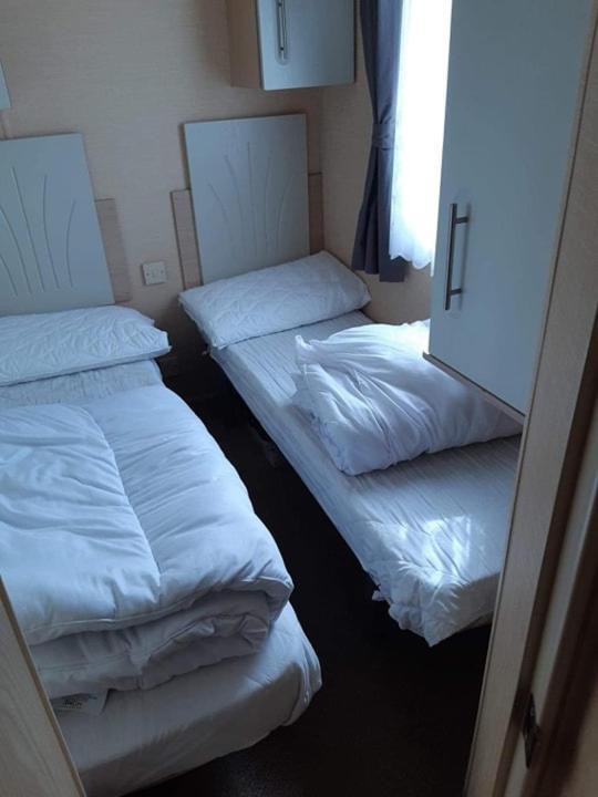 Mv203 3 Bedroom Deluxe Caravan *